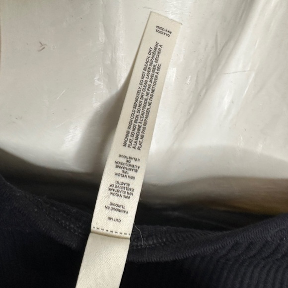 Aritzia The Group by Babaton Seamless Tee Bodysuit Black XS - Picture 11 of 12